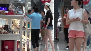 Candid tall chinese girl feet